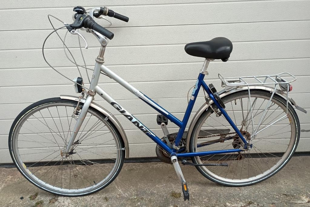 Giant damesfiets, 21 versnellingen, maat 56, 28" wielen, Fietsen en Brommers, Ophalen, 28 inch, Gebruikt, Meer dan 20 versnellingen