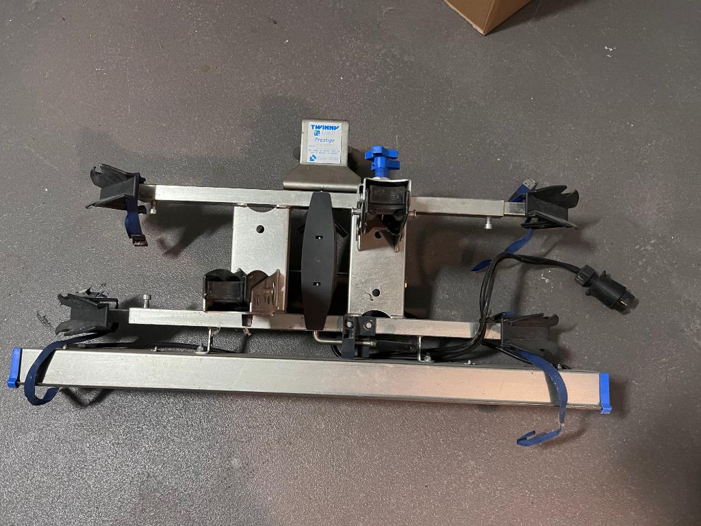 twinny load prestige, Support d'attelage, 2 vélos, Vélo électrique, Enlèvement