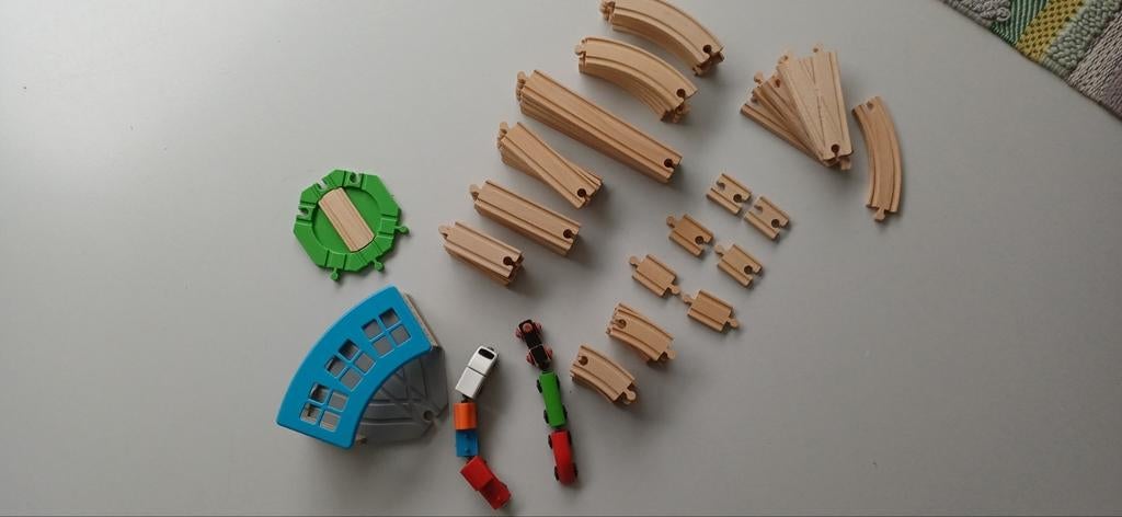 Houten treinspoor ikea, Ophalen, Zo goed als nieuw