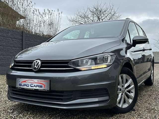 Volkswagen Touran 1.6 TDi SCR Trendline GPS/SENSOR/CRUISE, Emergency brake assist, Monovolume, 83 kW, Te koop