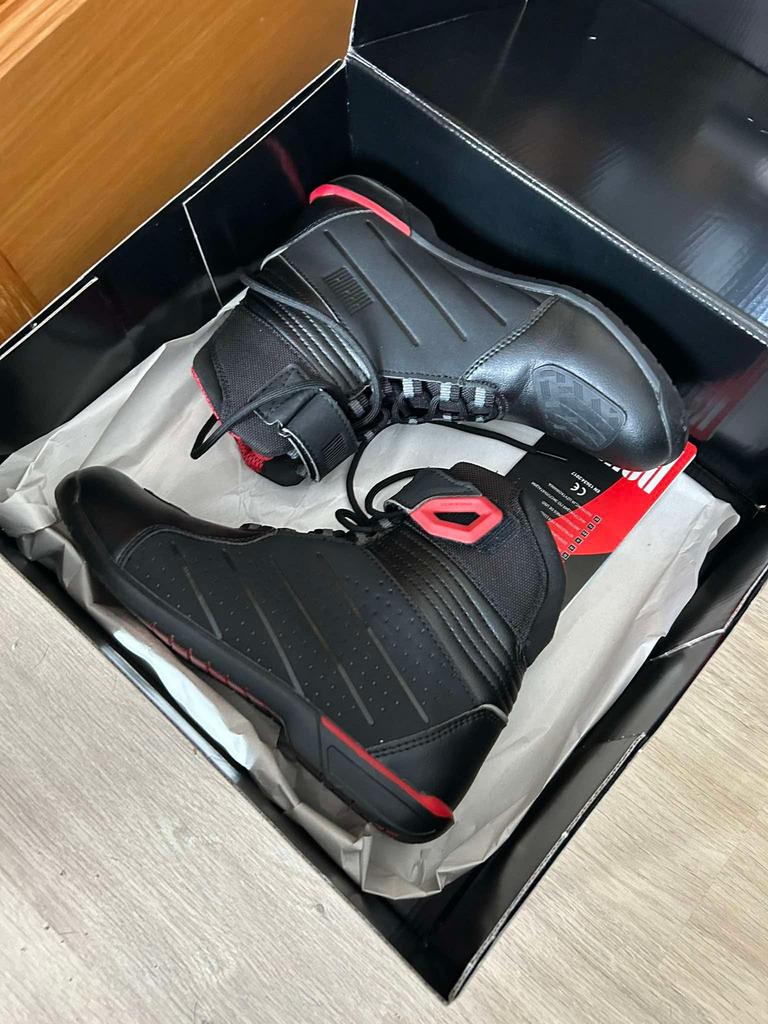Bottines de moto  pointure 40, Enlèvement, Neuf, sans ticket, Femmes, Autres types