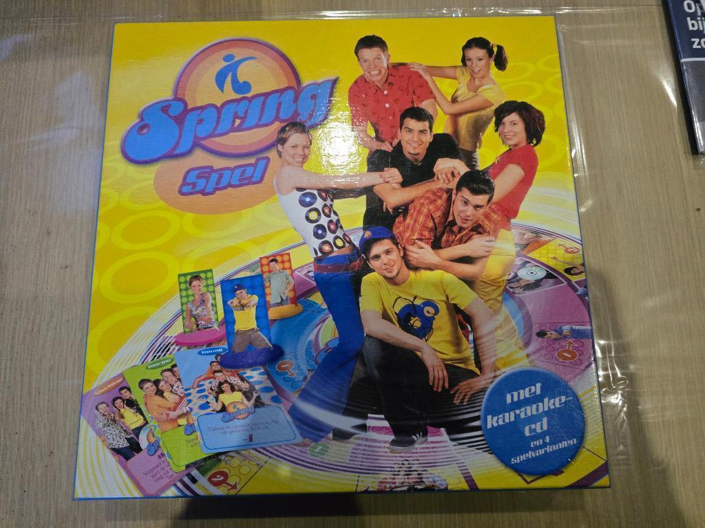 Spring spel met karaoke-cd - Gezelschapsspel, Trois ou quatre joueurs, Enlèvement ou Envoi, Comme neuf, Studio 100