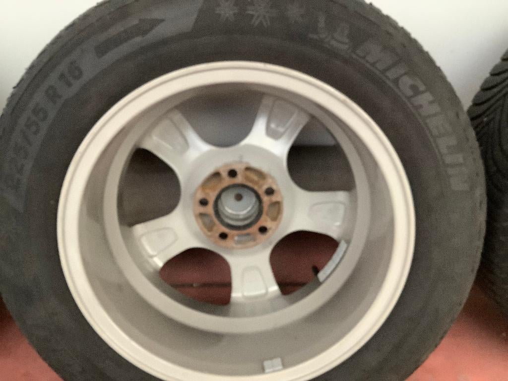 Winterbanden op ALU-velg MSW voor Volvo V70, Ophalen, Gebruikt, 16 inch, Banden en Velgen