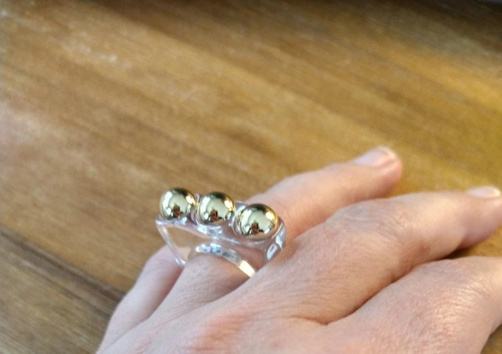 Nieuwe ring, Verzenden