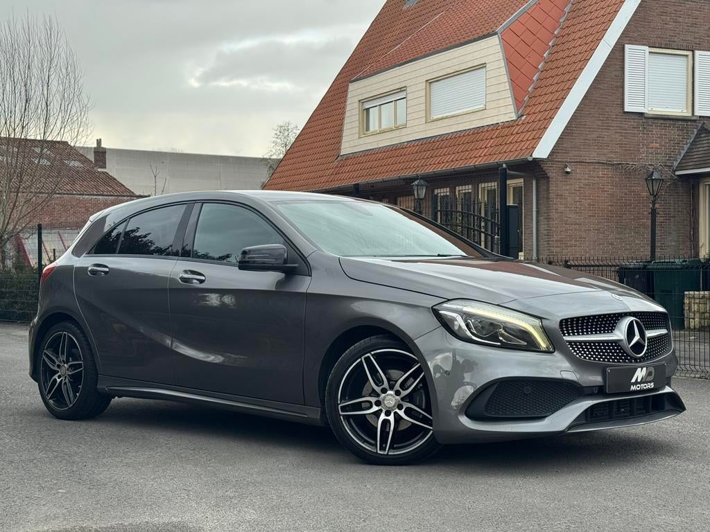 Mercedes Benz A180 PACK AMG| Automatque | NAVI | PDC D&A, Autos, Euro 6, Entreprise, Garantie prolongée, Entretenue par le concessionnaire