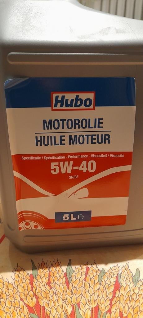 NEUF Hubo huile moteur 5W-40 5l faire offre, Enlèvement, Neuf