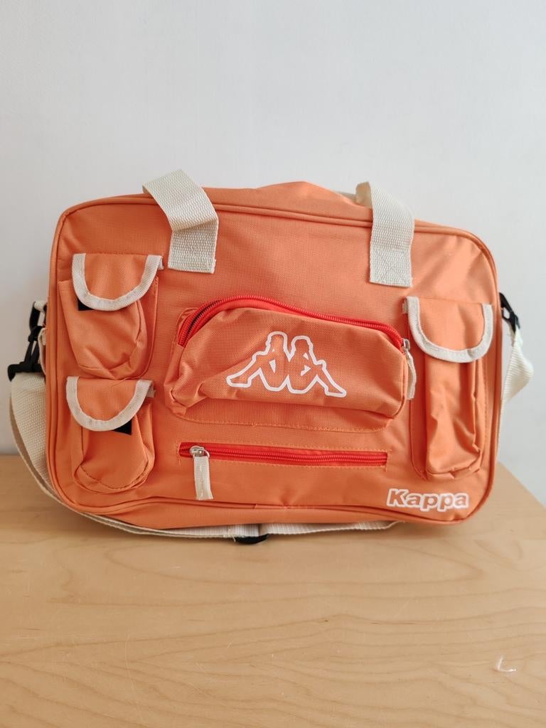 Kappa vintage boekentas, Handtassen en Accessoires, Tassen | Sporttassen, Ophalen of Verzenden, Zo goed als nieuw