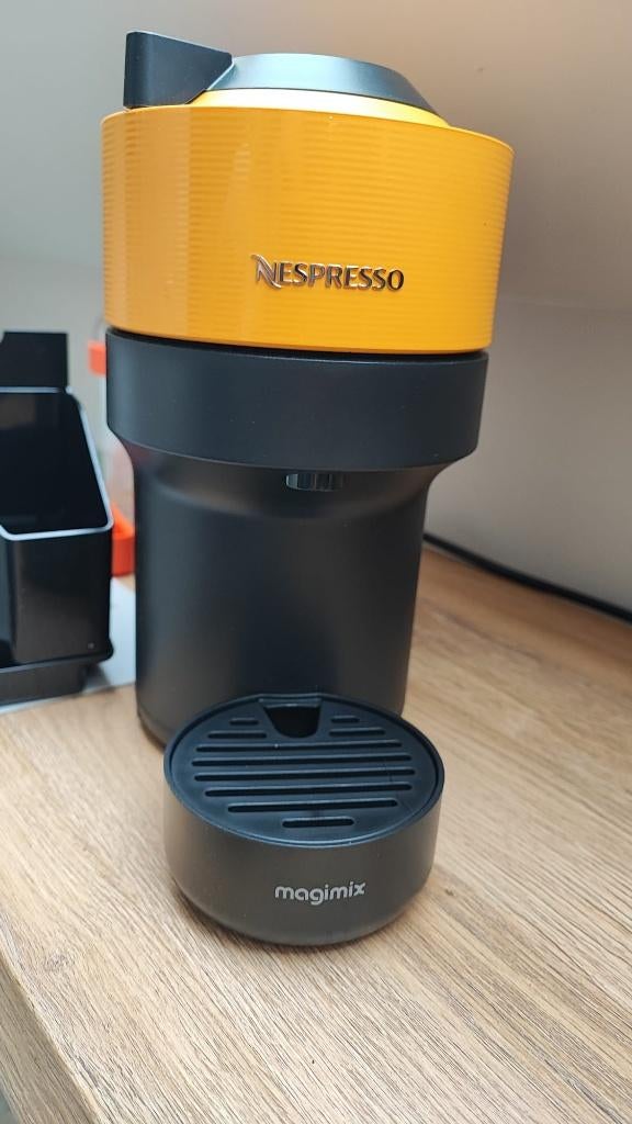 Nespresso, Enlèvement ou Envoi, Cafetière, 1 tasse, Comme neuf
