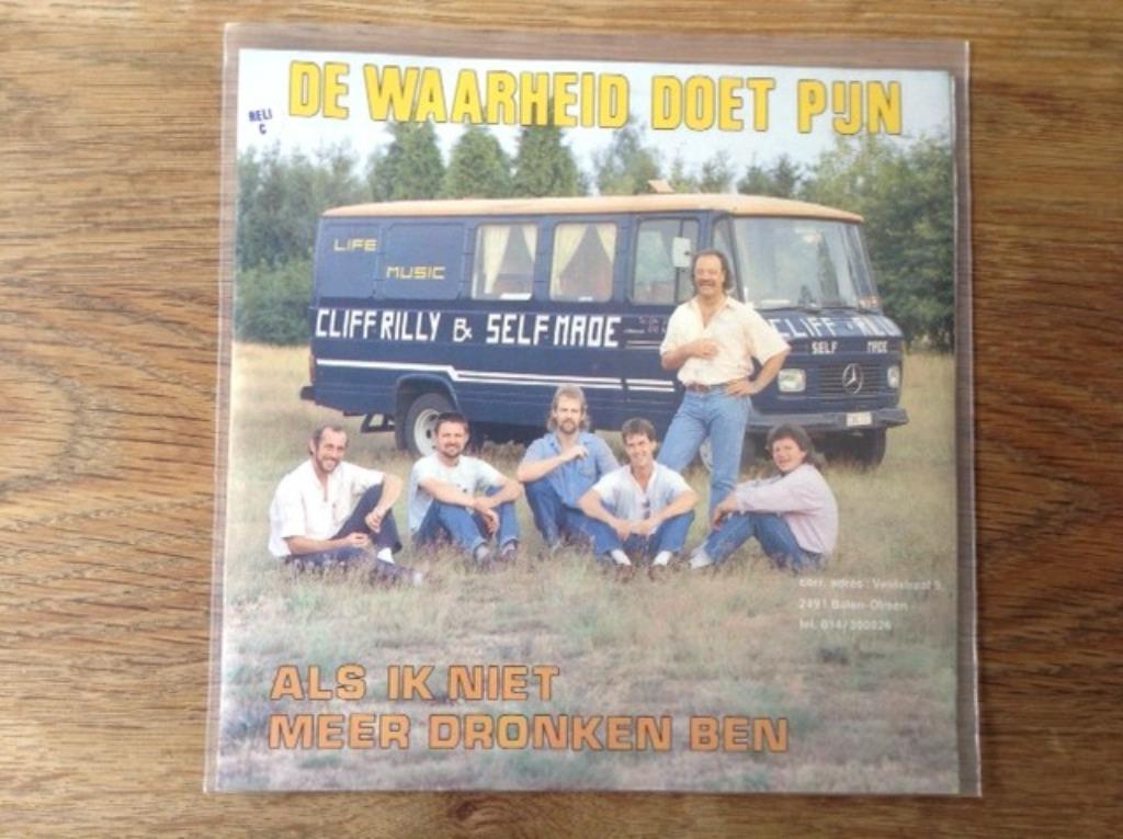 single cliff rilly & selfmade group, Cd's en Dvd's, Ophalen of Verzenden, Nederlandstalig