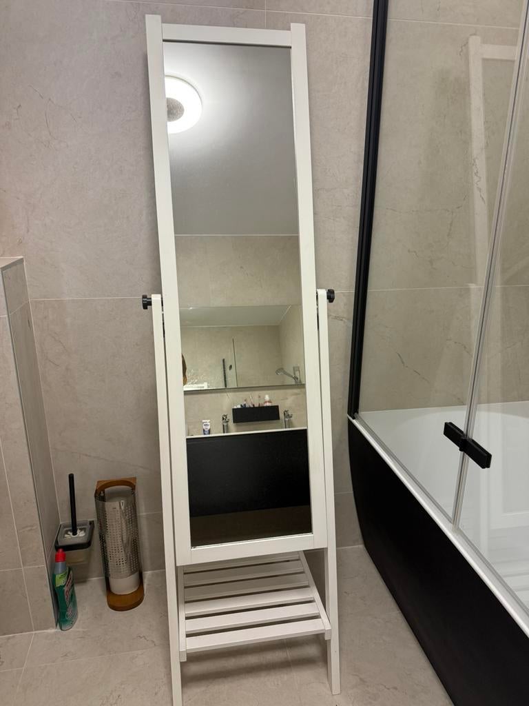 Miroir sur pied Ikea, Maison & Meubles, Accessoires pour la Maison | Miroirs, Enlèvement, Comme neuf
