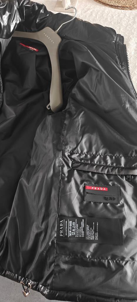 Winterjas zwart PRADA, Vêtements | Hommes, Vestes | Hiver, Enlèvement ou Envoi, Comme neuf, Taille 48/50 (M), Noir