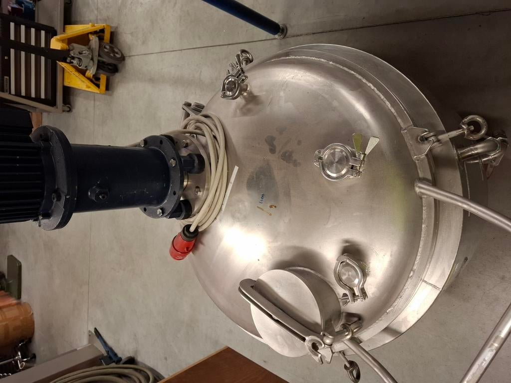 Mobiel vat met roerwerk 250 a 300 ltr, Ophalen