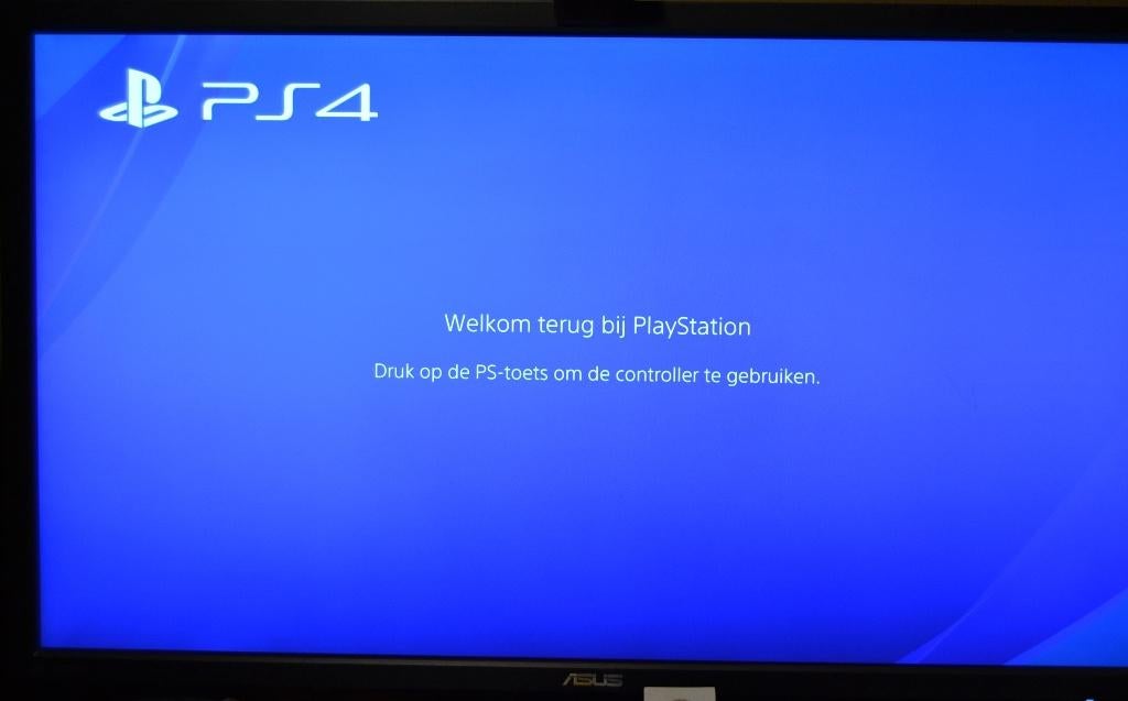 playstation 4 PRO SSD 1TB & controller & racewiel & games, Avec 1 manette, Enlèvement, Utilisé, 1 TB