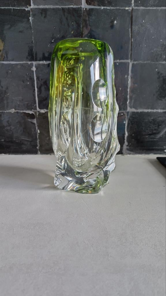 Vase en verre épais avec accent vert, Enlèvement ou Envoi