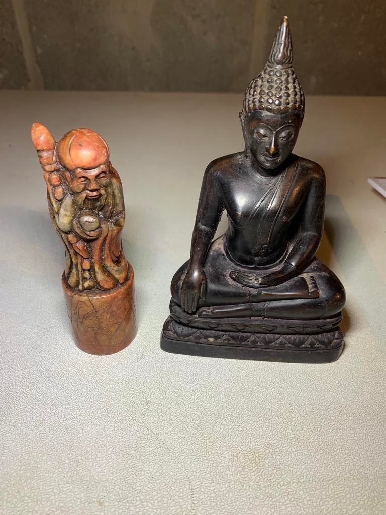 Deux statuettes asiatiques en pierre – Bouddha & sage, Ophalen, Zo goed als nieuw
