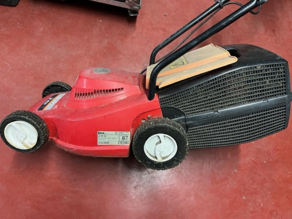 Elektrische grasmachine, Tuin en Terras, Ophalen, Cirkelmaaier, Gebruikt, Elektrische grasmaaier