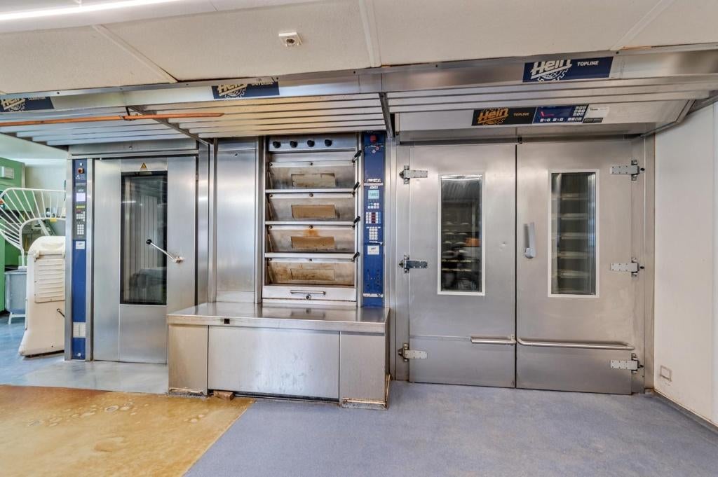 rotatie-oven, vloeroven en remrijskast plus bakkarren, Ophalen, Brood en Banket