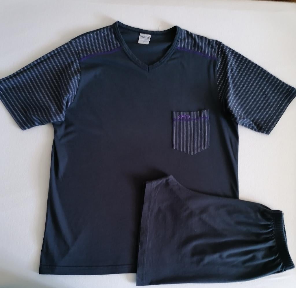 Donkerblauwe pyjama met korte broek van Perlina, S, Ophalen of Verzenden, Zo goed als nieuw