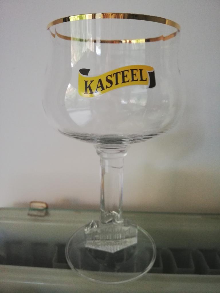 Bierglazen Kasteelbier, Verzamelen, Ophalen, Zo goed als nieuw