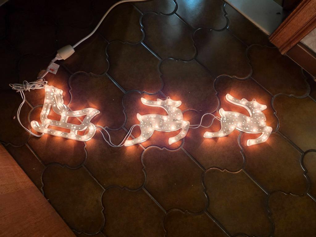 Petit motif Rennes et son trainneau Lumineux, Enlèvement ou Envoi, Neuf