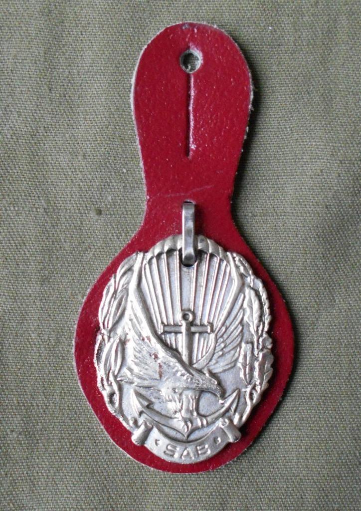 ITALIE / PARA / BRELOQUE PARA SABOTEUR., Verzenden, Landmacht, Embleem of Badge