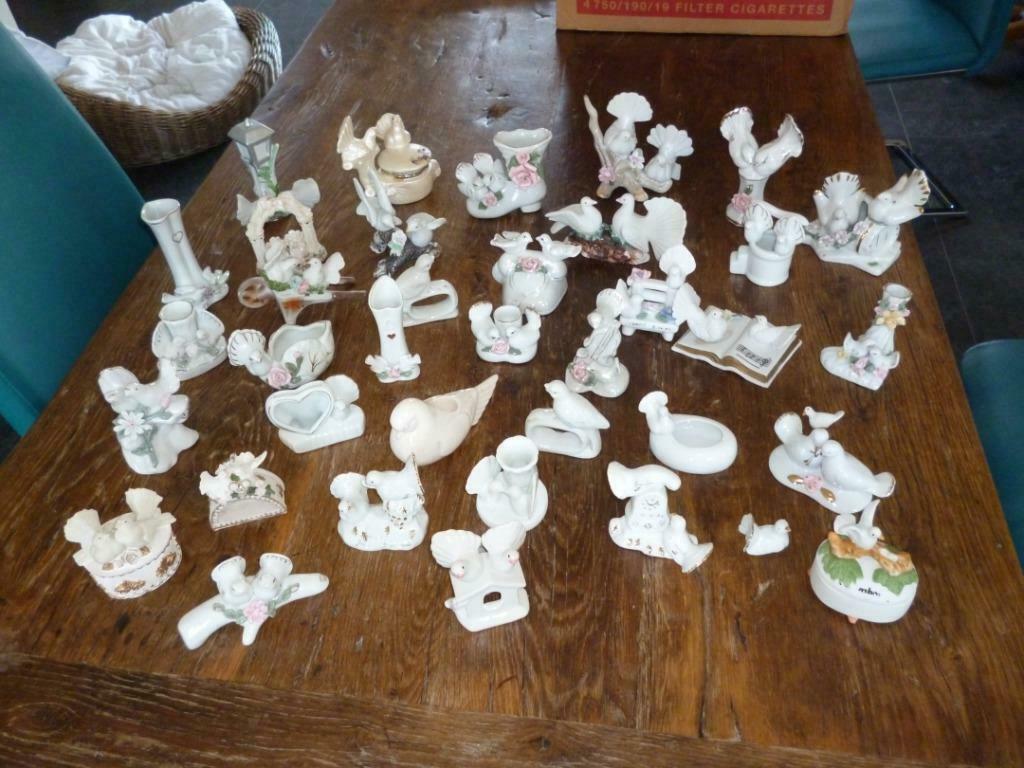 35 postuurtjes beeldjes figuurtjes déco wit duifjes tortel, Ophalen of Verzenden, Gebruikt