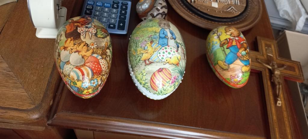 3 Disney-paaseieren, Diversen, Ophalen
