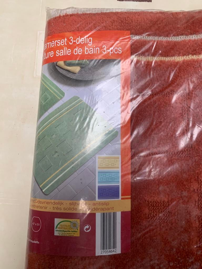 Ensemble de 3 tapis de salle de bain, Enlèvement, Neuf, Rouge