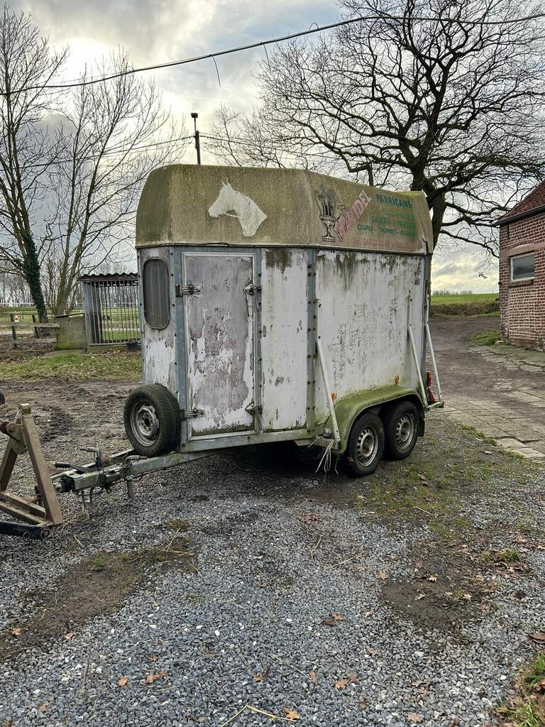Van a chevaux, Enlèvement, Utilisé, Bois, Remorque 2 chevaux