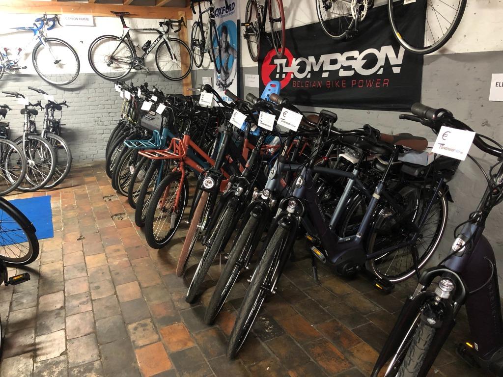 Grote verkoop van nieuwe en tweedehandsfietsen, Fietsen en Brommers, Fietsen | Dames | Damesfietsen, Ophalen, Zo goed als nieuw