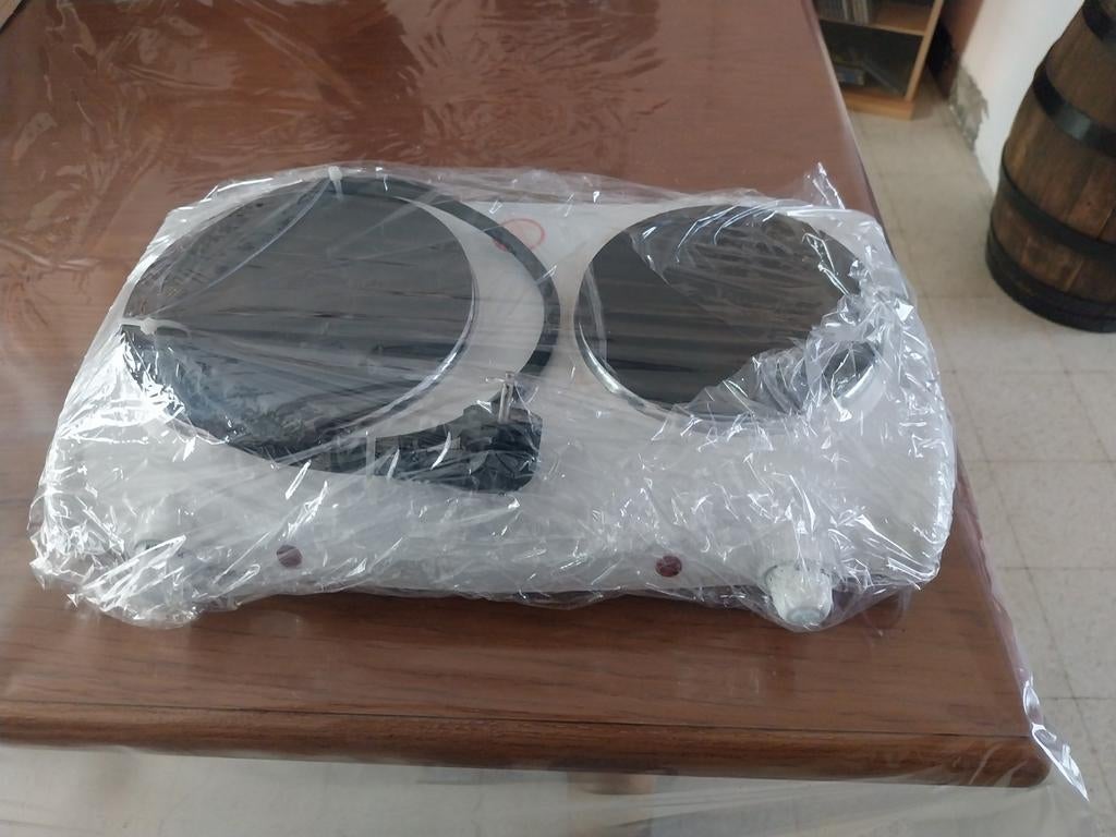 Double taque électrique  de 2500w, Electroménager, Enlèvement ou Envoi