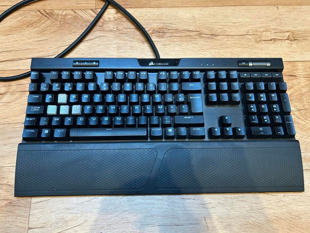 Corsair K70 Rapid MK2 RGB MXSpeed, Clavier gamer, Azerty, Comme neuf, Enlèvement