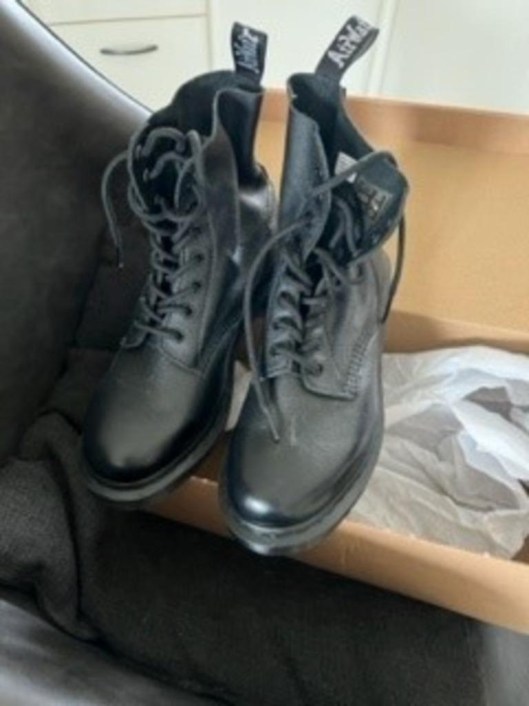 enkel laarzen van dr martens, Zwart, Lage of Enkellaarzen, Nieuw, Ophalen of Verzenden