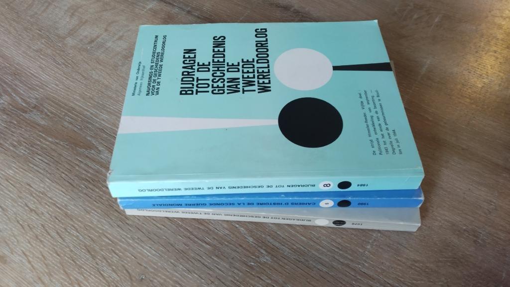 bijdragen tot de geschiedenis van de 2de WO, Ophalen, Gelezen