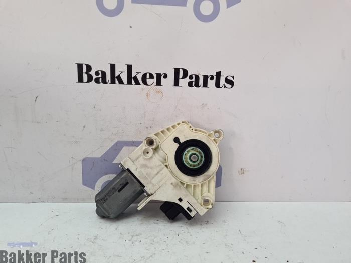 Moteur de vitre portière d'un Audi Q7, -, -, 3 mois de garantie, Audi