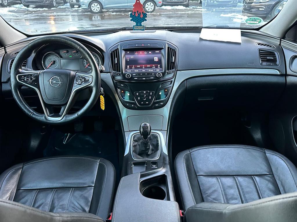 Opel Insignia 1.6L Diesel 2015 Euro 6b, Auto's, Zwart, Leder, Bedrijf, USB