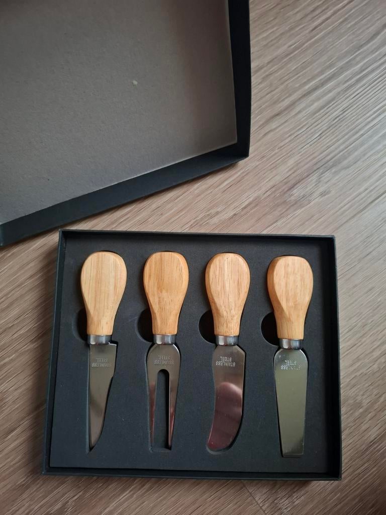 Ustensiles pour fromage/beurre Stainless steel, Maison & Meubles, Cuisine | Couverts, Enlèvement ou Envoi, Comme neuf, Inox ou Chrome
