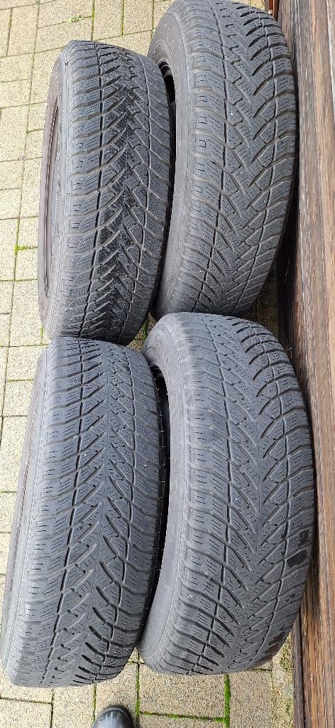 Velgen met winterbanden van Nissan Qashqai, Auto-onderdelen, Ophalen, Winterbanden, Velg(en)