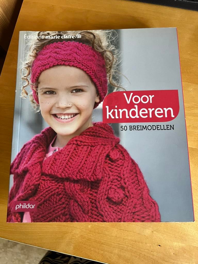 Breiboek voor  kinderbreimodellen. Nederlands, Ophalen of Verzenden, Zo goed als nieuw