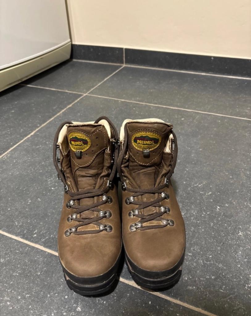 Wandelschoenen Meindl NIEUW maat 41, Sport en Fitness, Bergsport en Wandelen, Ophalen, Nieuw, Schoenen