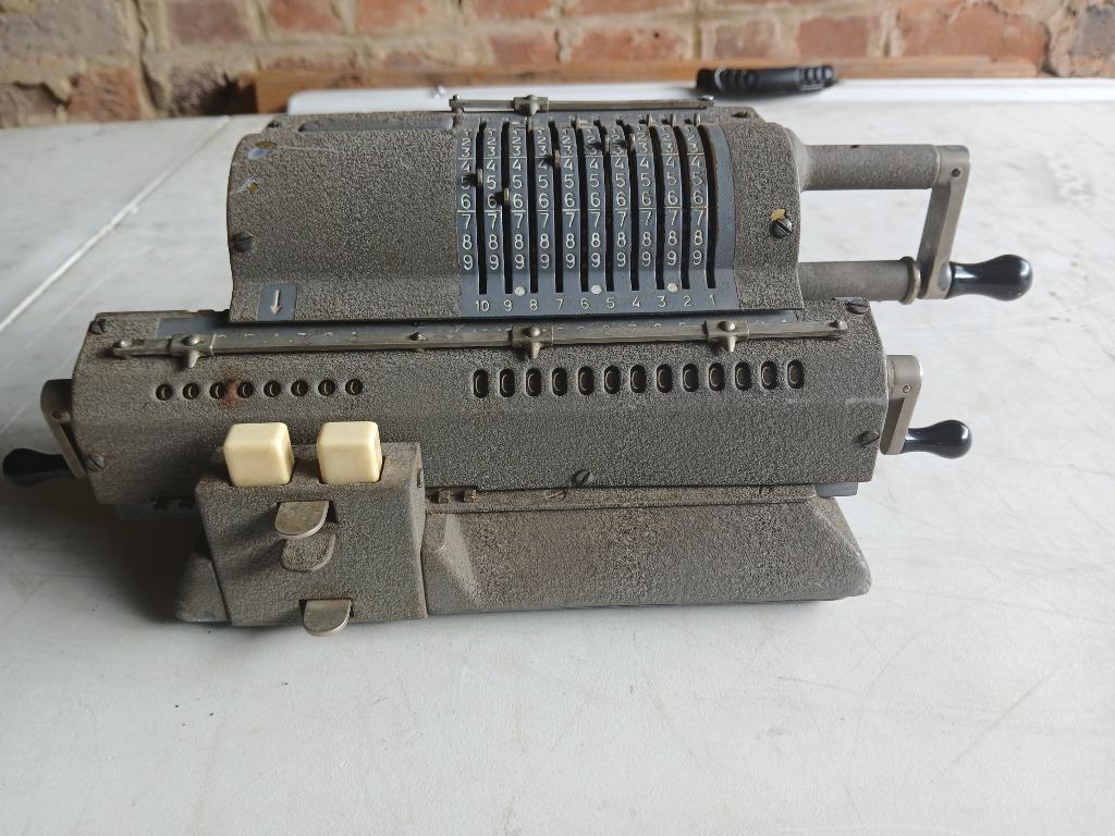 Calculatrice mécanique suédoise, Enlèvement, Utilisé