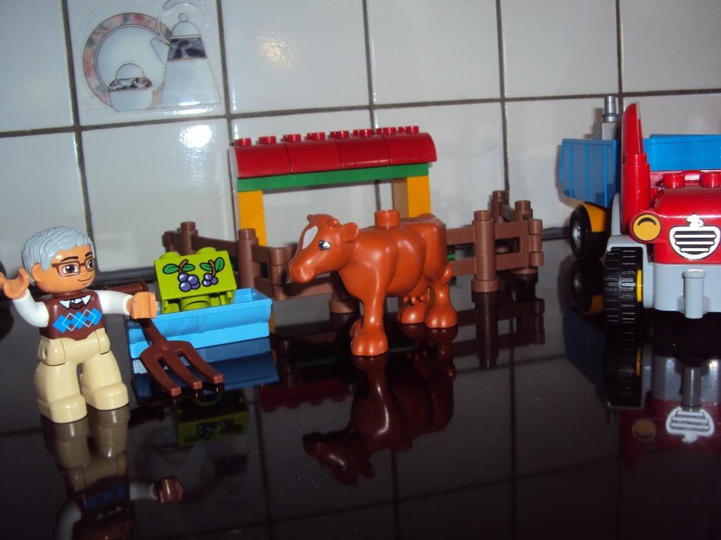DUPLO Landbouwtractor met boer, dier, voeder...., Ophalen of Verzenden, Duplo