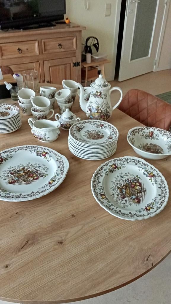 Alles is 12 delig en in goede staat, Huis en Inrichting, Ophalen, Zo goed als nieuw, Overige materialen, Los bestek
