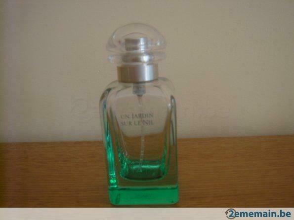 Flacon de parfum vide HERMES, Utilisé
