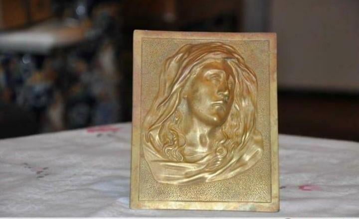 § cadre a poser en bronze visage de vierge, Enlèvement ou Envoi