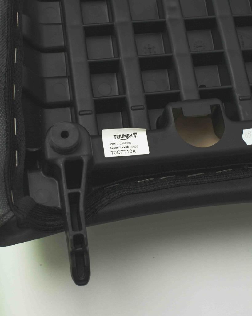 Selle passager Triumph Tiger 900, Motoren, Ophalen, Gebruikt