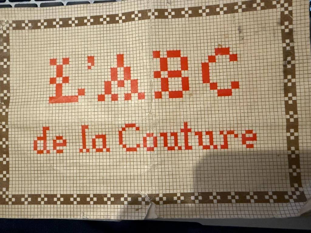 ABC de la Couture" de la marque DMC, vintage, Envoi