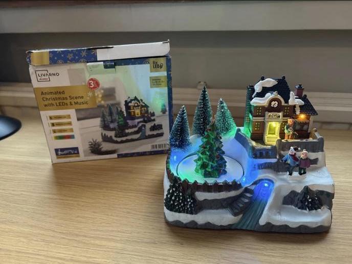 Village de Noël lumineux animé et musical, Enlèvement ou Envoi, Comme neuf