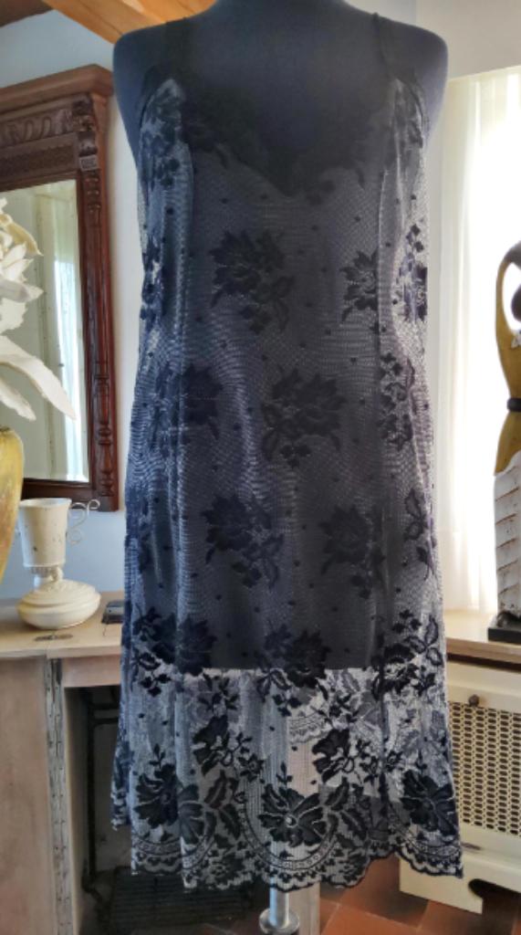 Kanten jurk gothic met verstelbare schouderbandjes nieuw, Kleding | Dames, Nieuw, Ophalen of Verzenden, Grijs, ANDERE