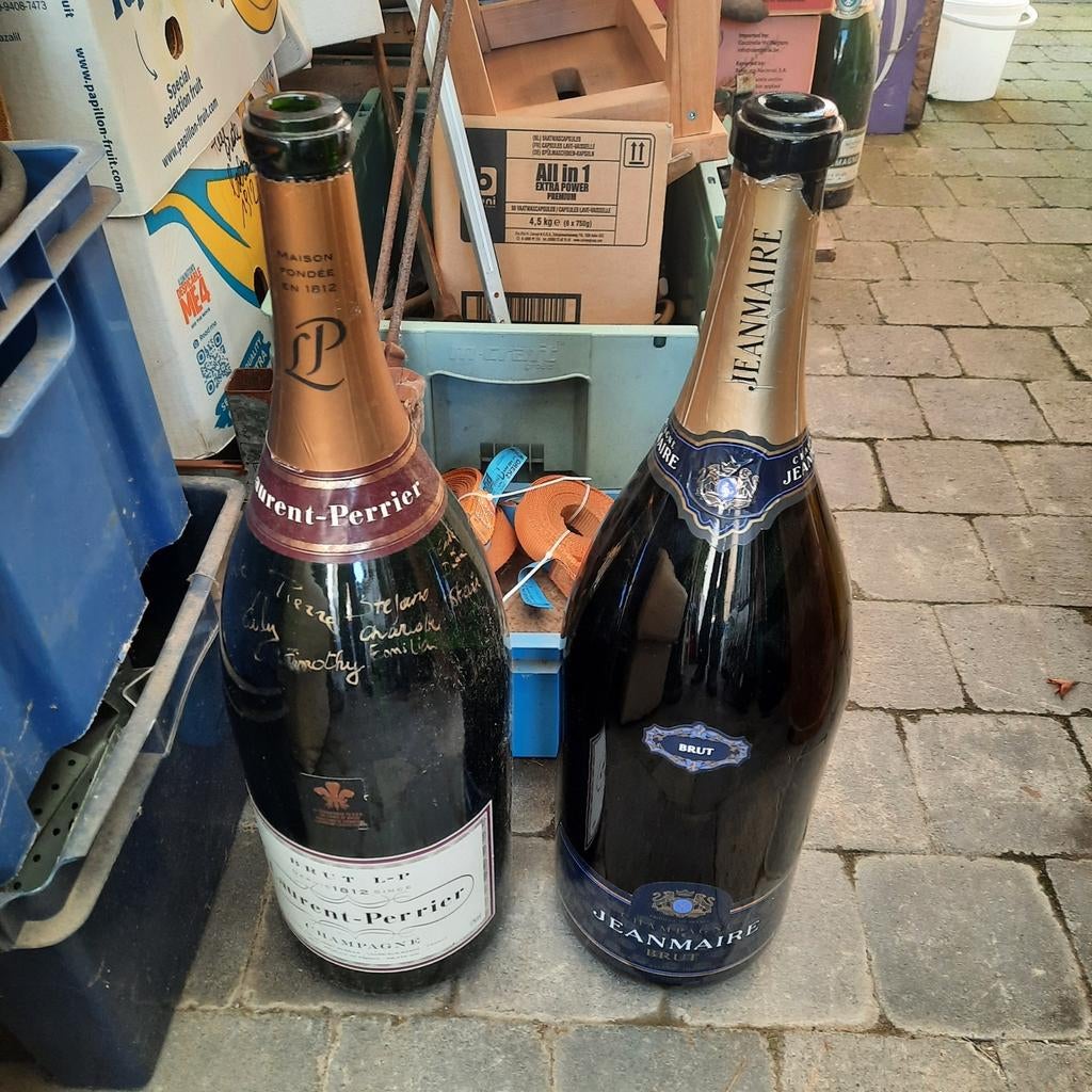 Lady Jeanne et bouteilles de champagne de 6 litres., Enlèvement ou Envoi